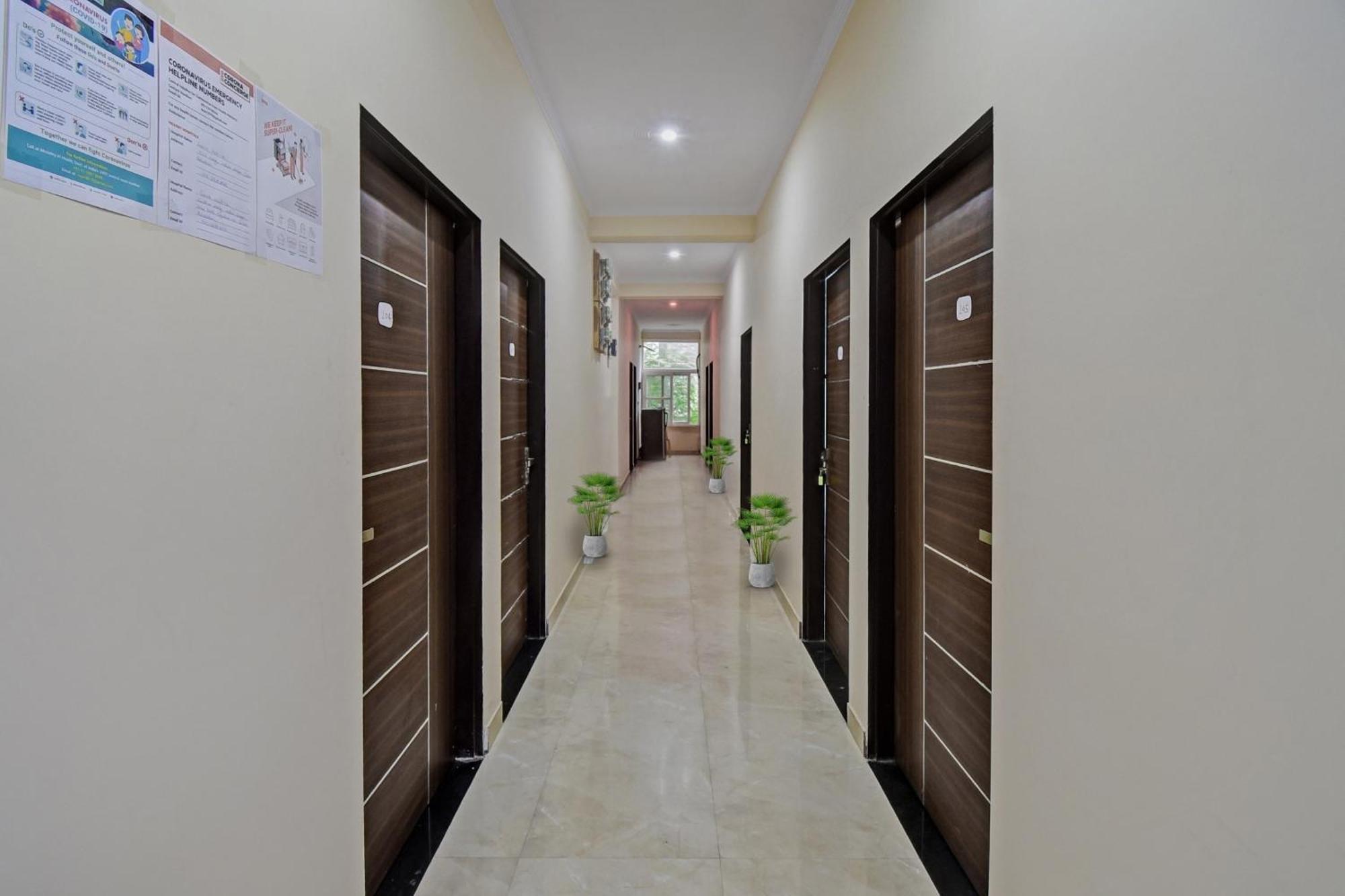 O Ansh Plaza Hotel