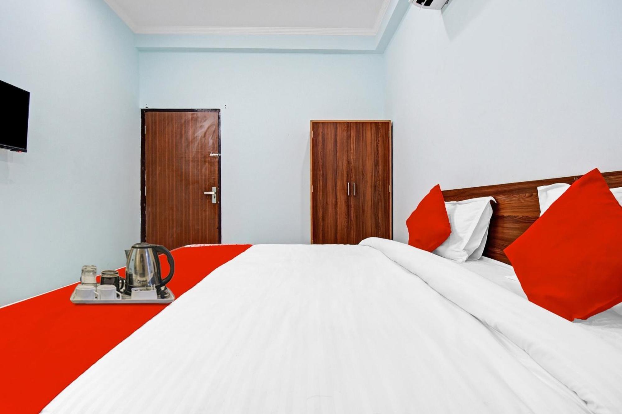 O Ansh Plaza Hotel 4*