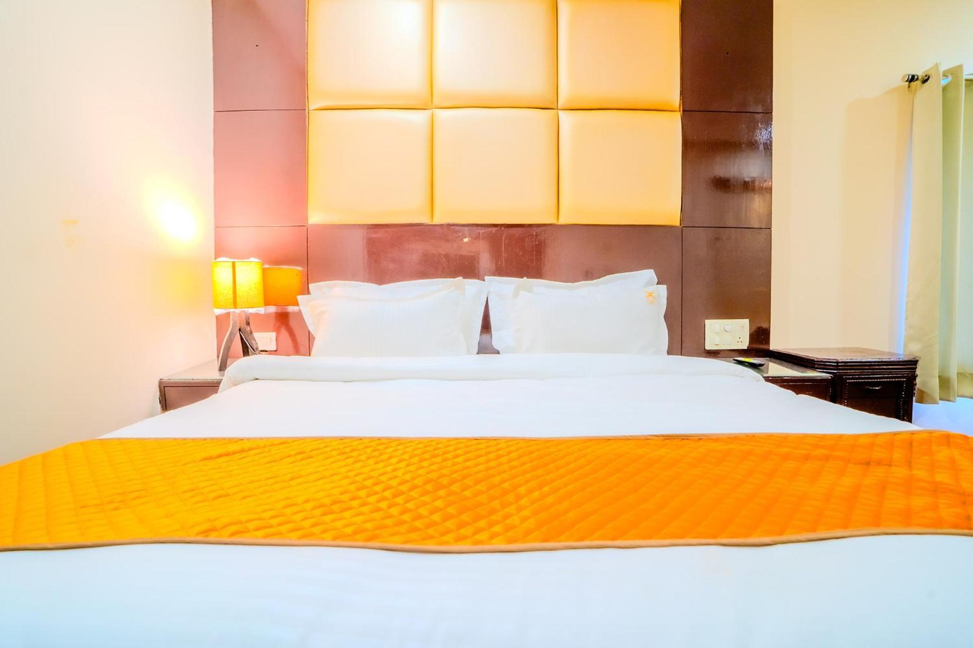 Fabhotel Polovictory Palace 3*