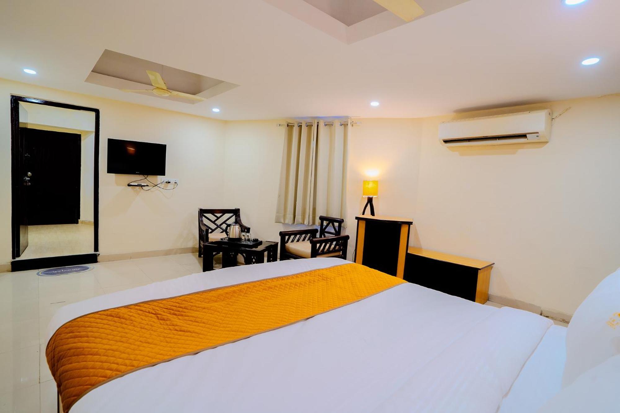 Fabhotel Polovictory Palace Hotel