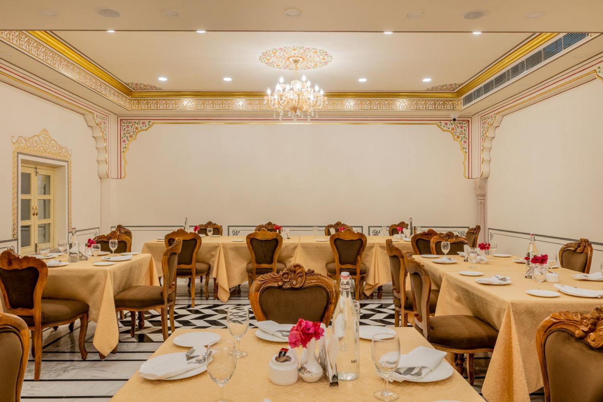 Brij Castle Hotel 4*
