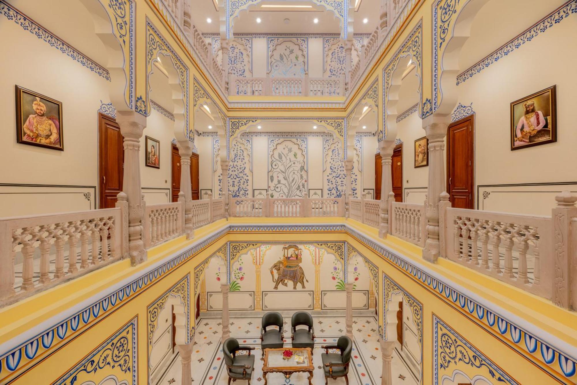 Brij Castle Hotel