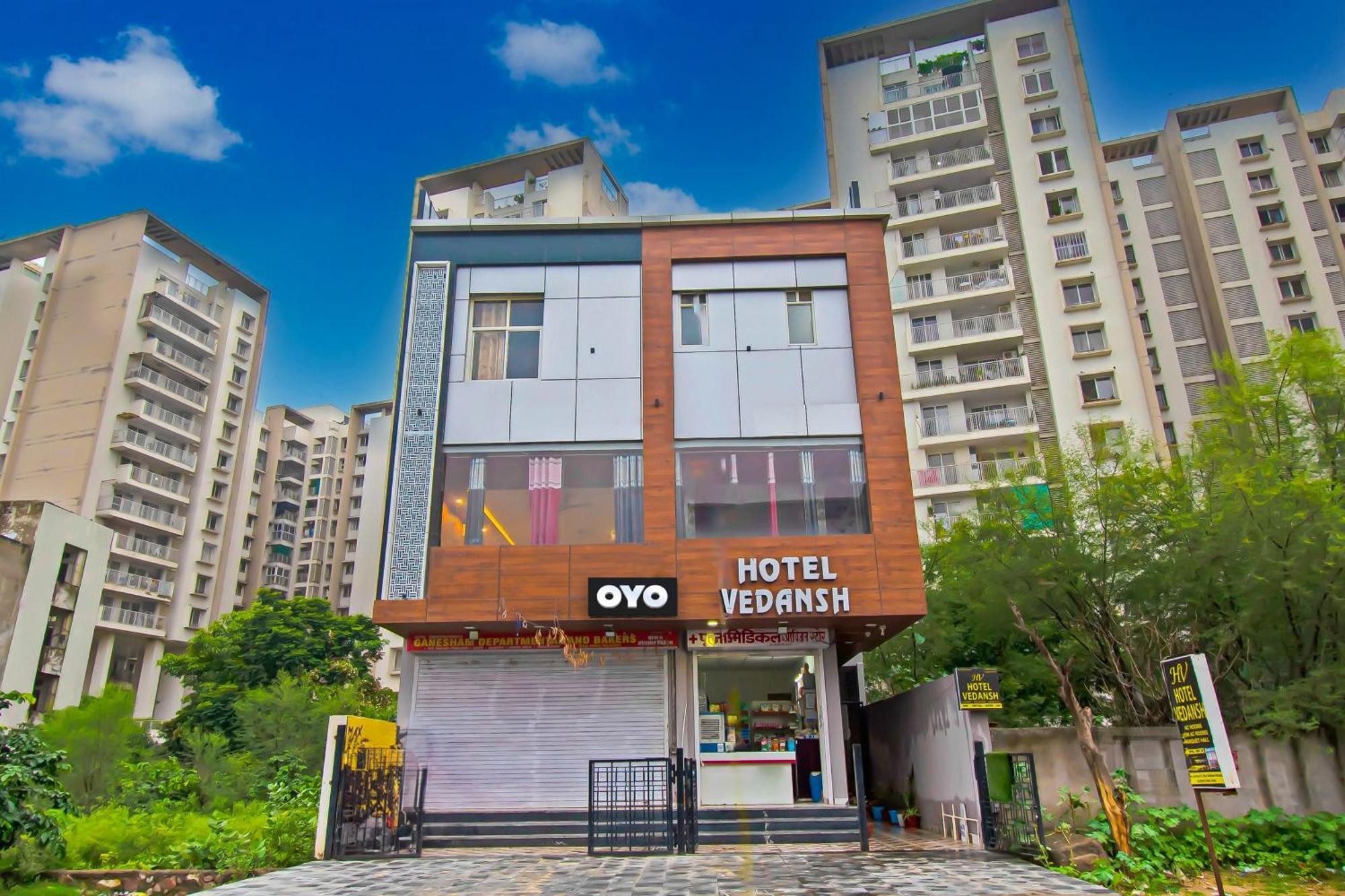 Hotel Super O Vedansh