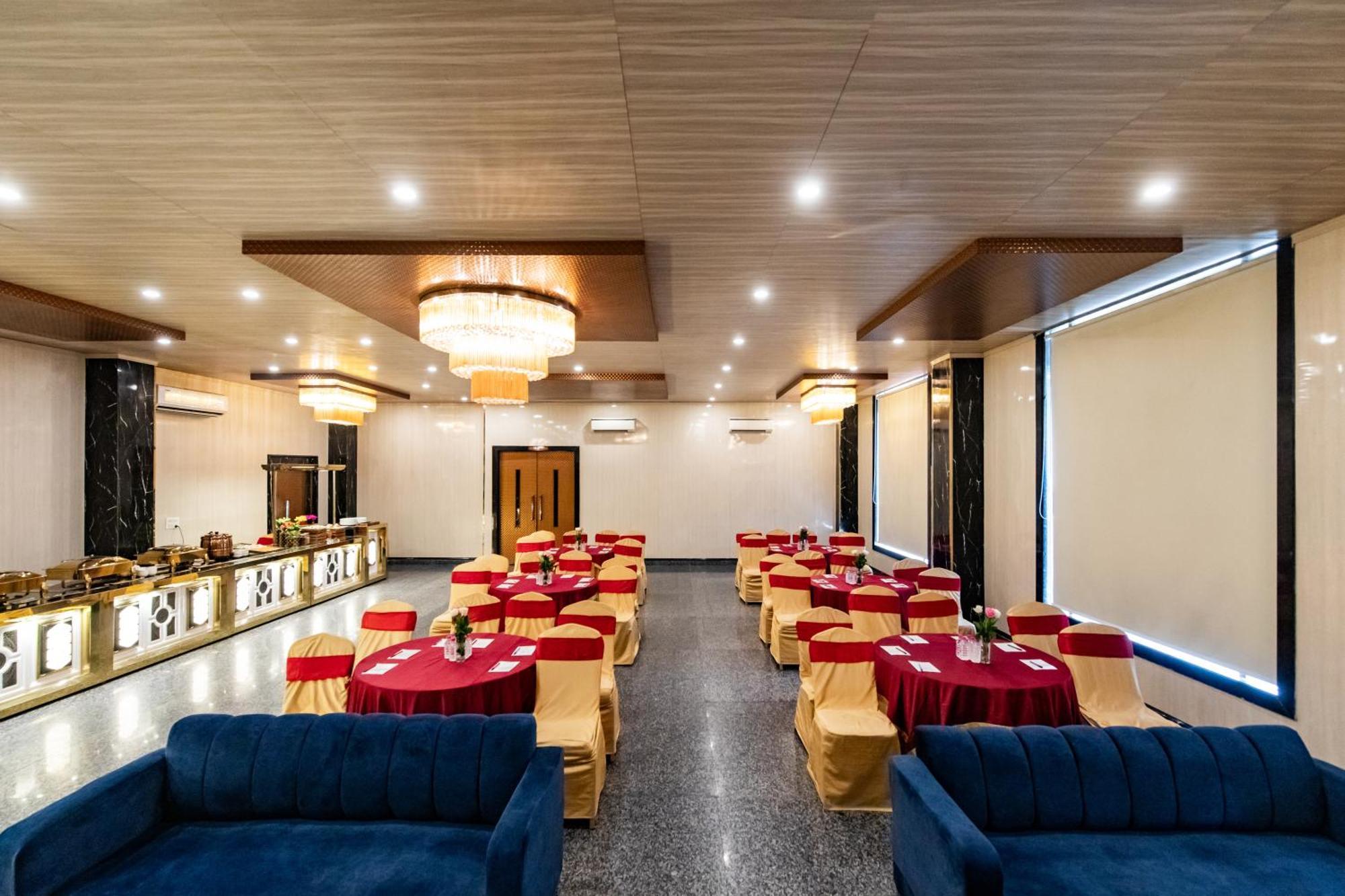 Foxoso Fiori Hotel