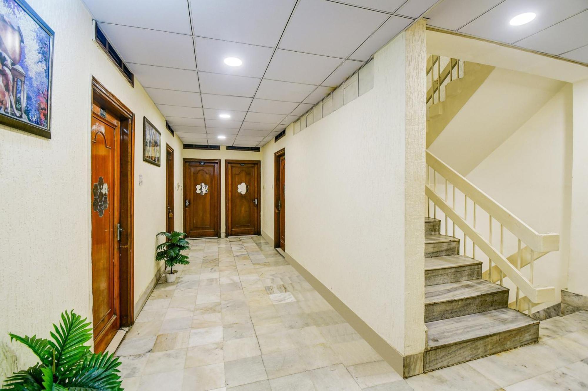 O Sindhi Camp Formerly Paul Avenue 3*