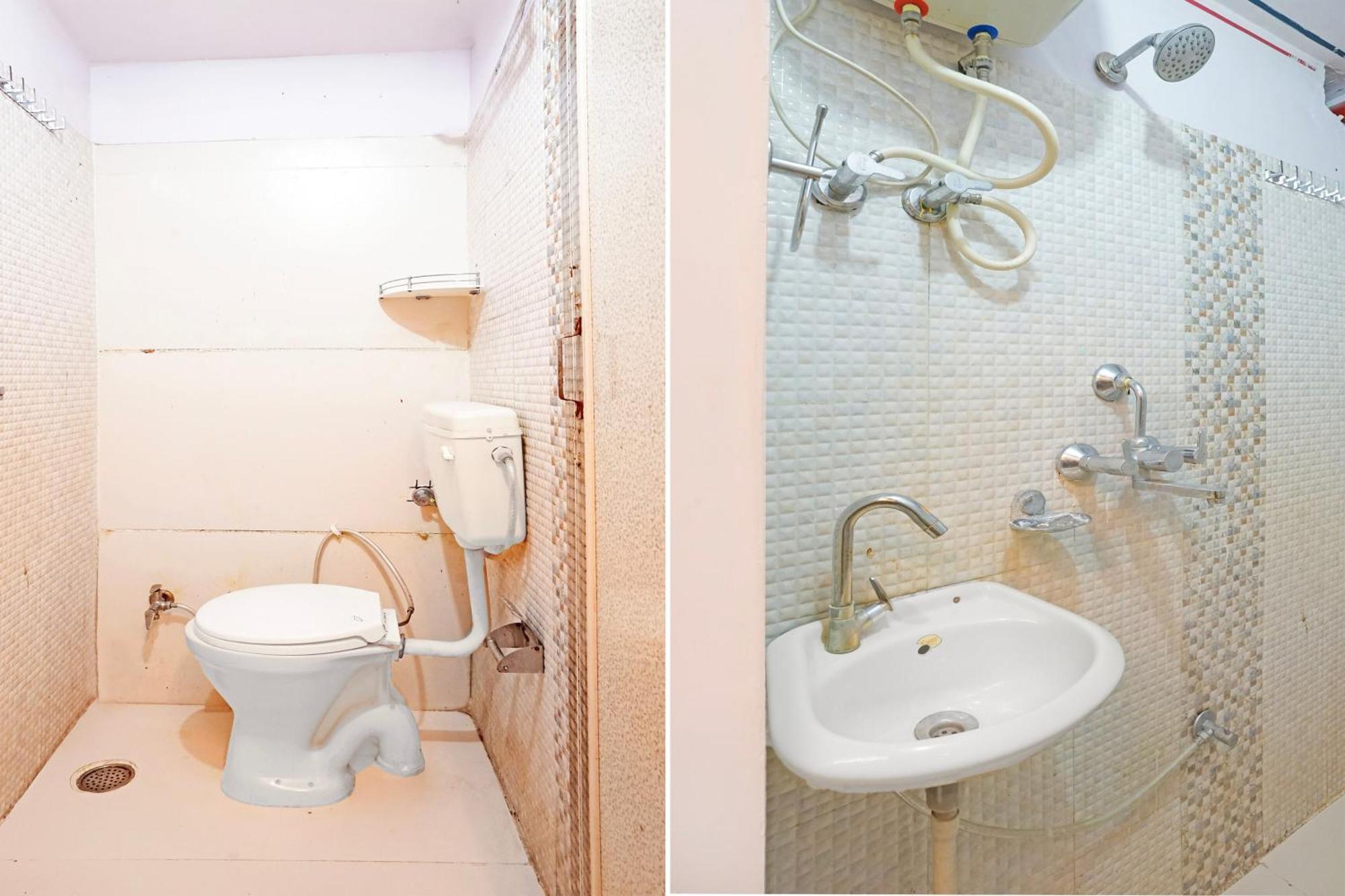 Super Collection O Ramganj Near Hawa Mahal Hotel 4*