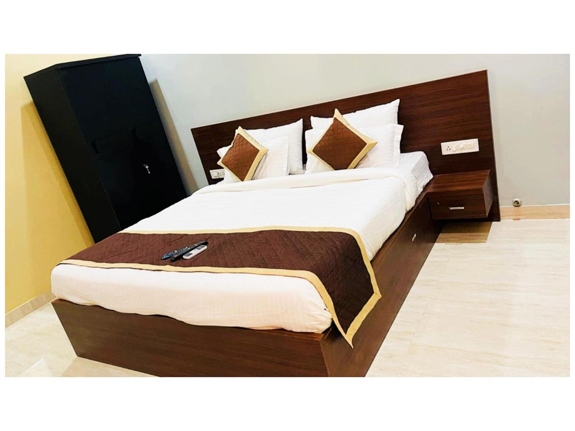 Hotel Premium Shree Ganesh Near Bypass Road, Jaipur