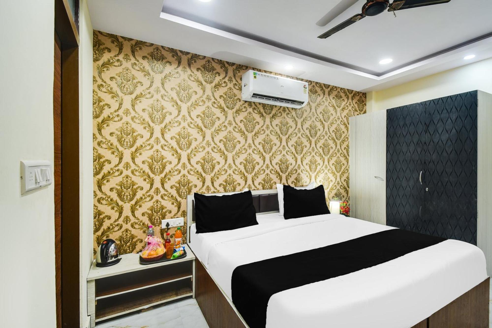Collection O Khalsa Palace Hotel Jaipur