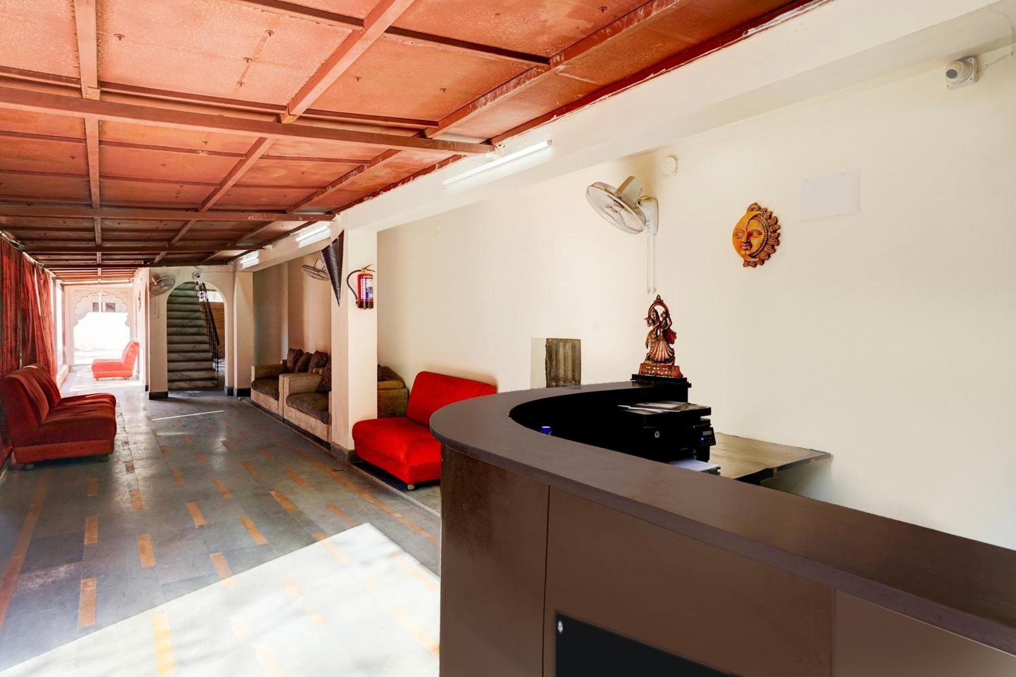 O Meera Marg Near Bani Park Formerly Cozy Vibes Hotel *