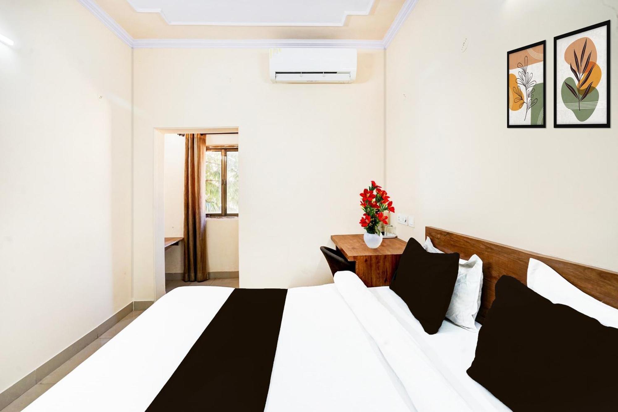 O Meera Marg Near Bani Park Formerly Cozy Vibes Hotel
