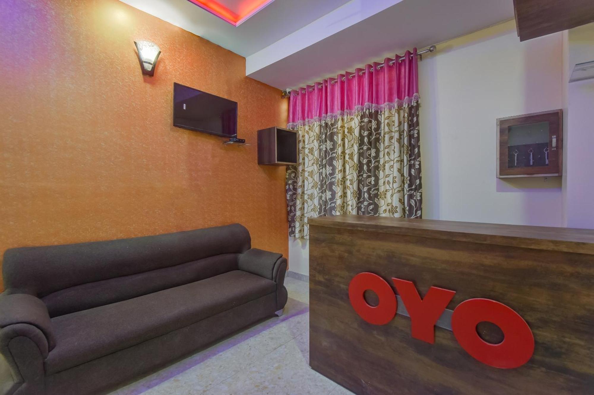 O Royal Blue Hotel Jaipur