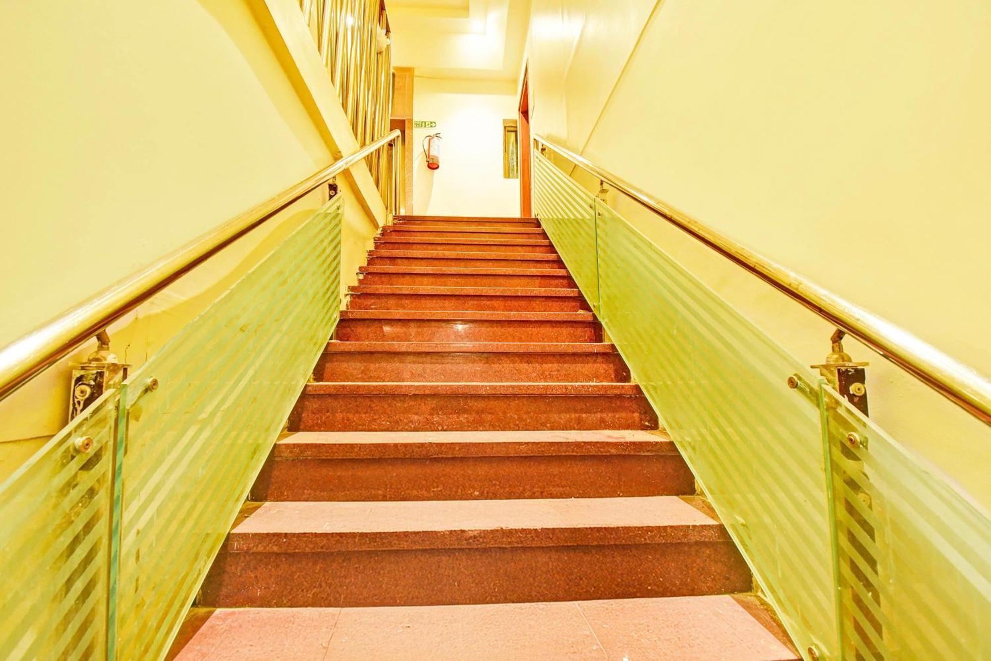 Hotel Super Townhouse Jln Marg Formerly Ritz Residency 3*