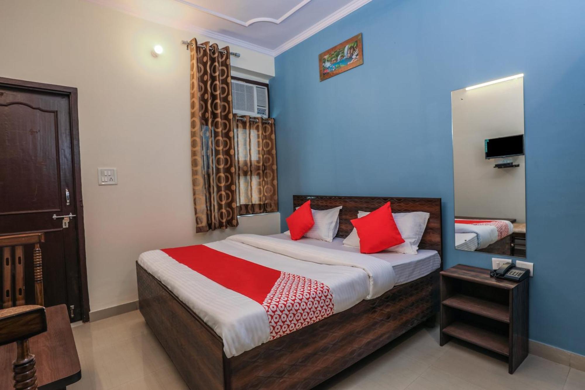Kartik Hotel