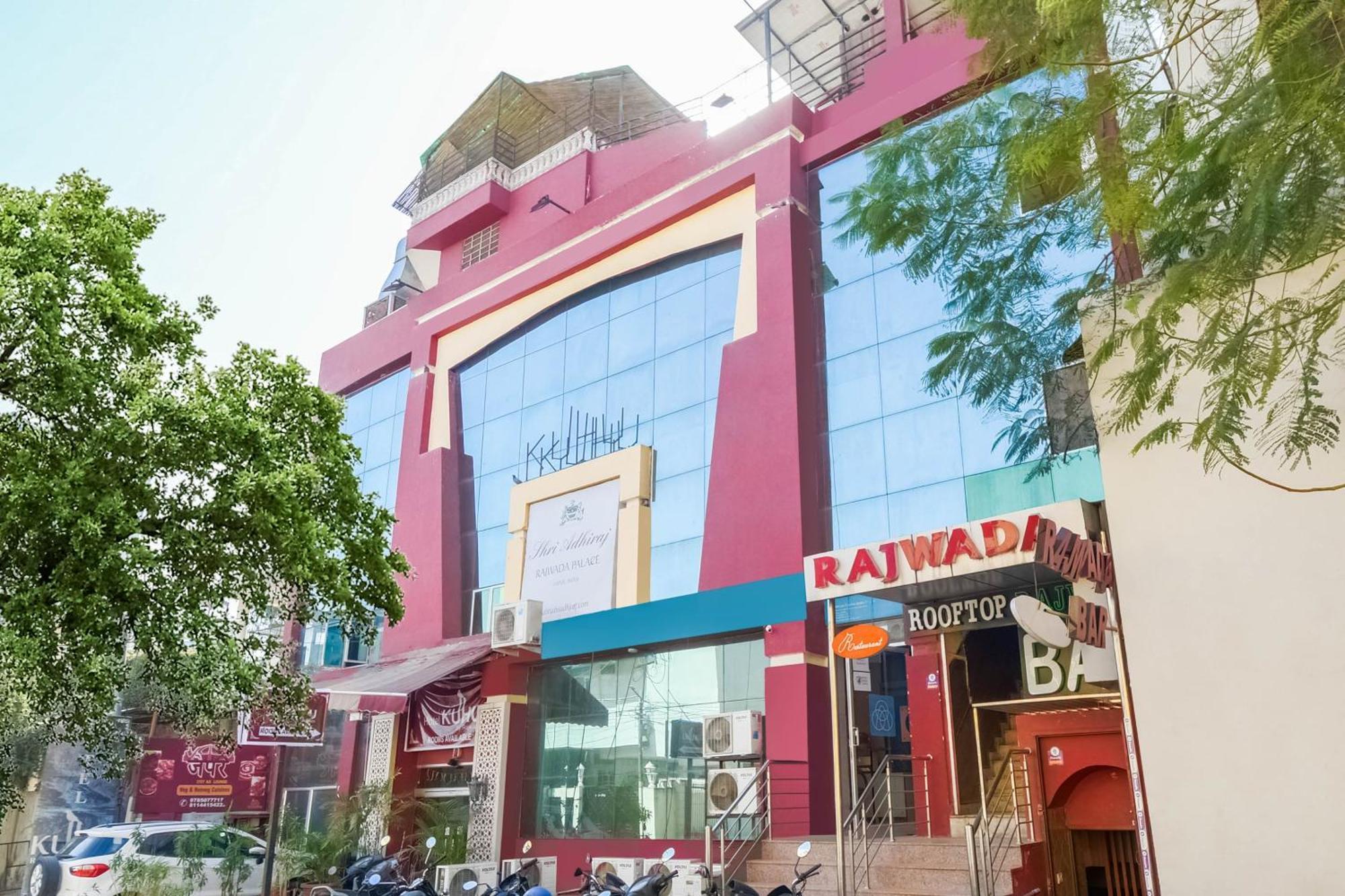 Collection O Rajwada Palace Hotel 3*