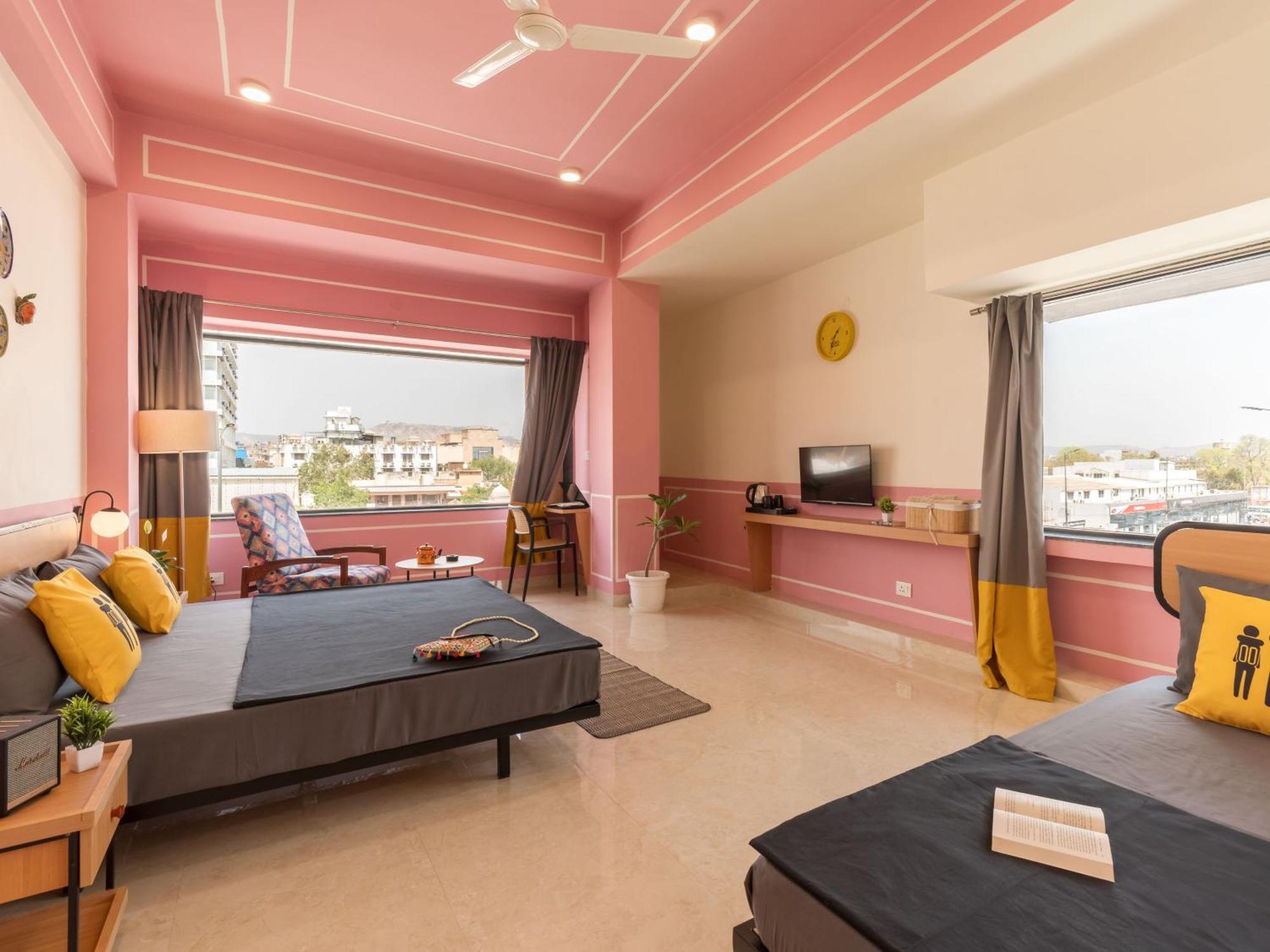 Hostel The Jaipur, Mi Road Jaipur