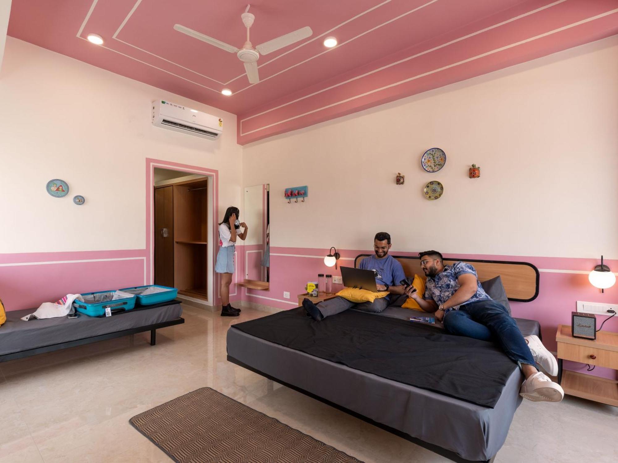 Hostel The Jaipur, Mi Road Jaipur