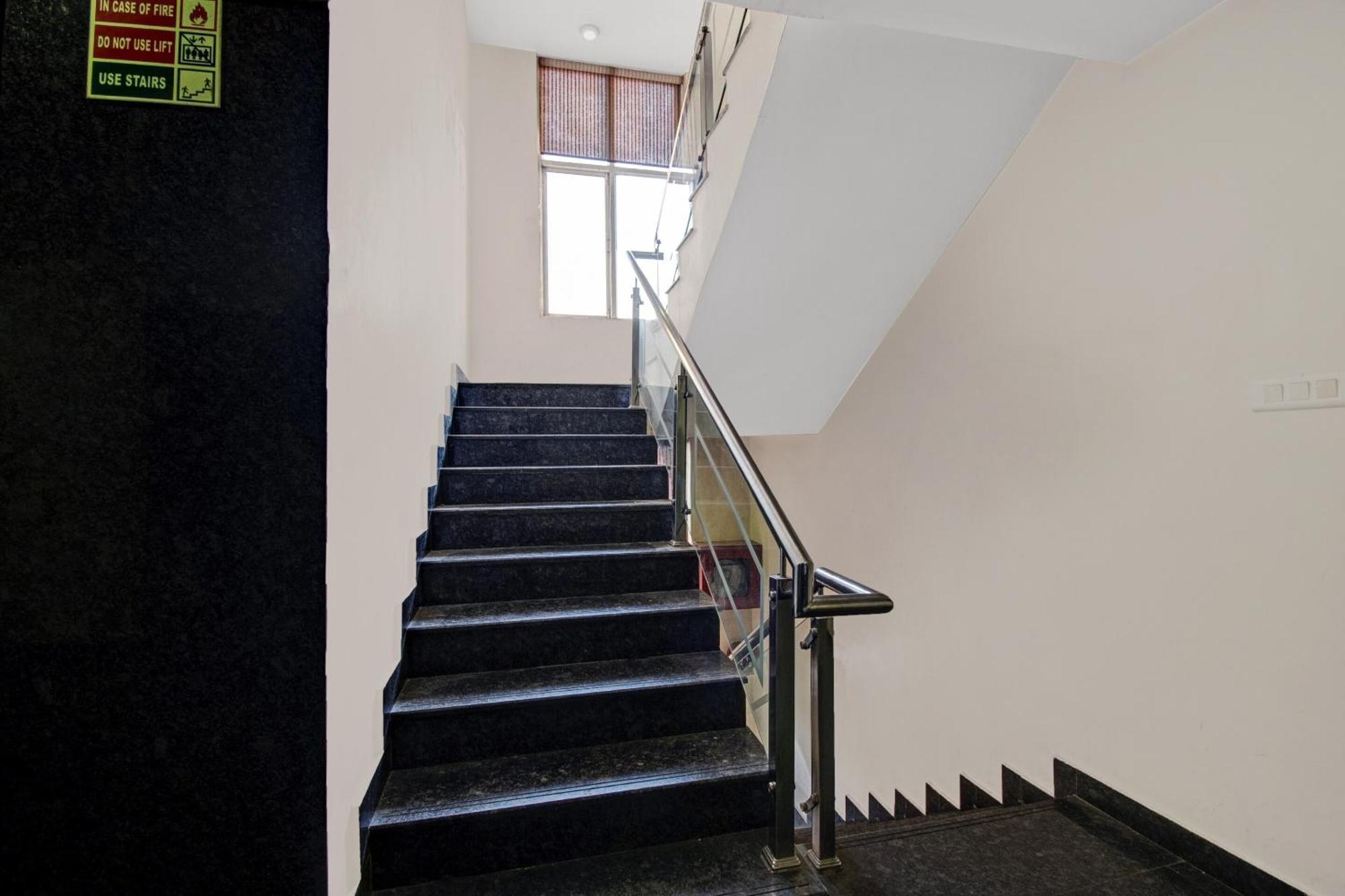 Hotel Super Townhouse Oak Heritage Heights *