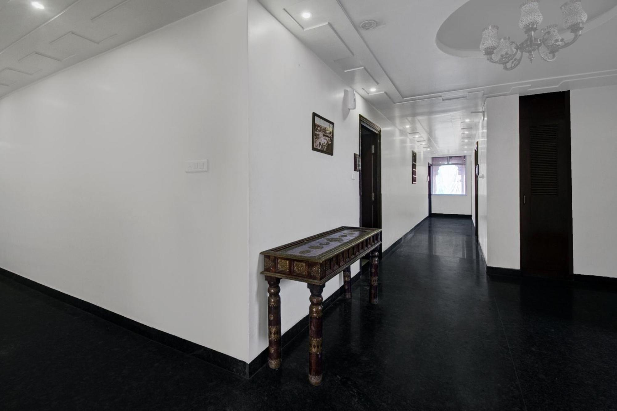 Hotel Super Townhouse Oak Heritage Heights Jaipur
