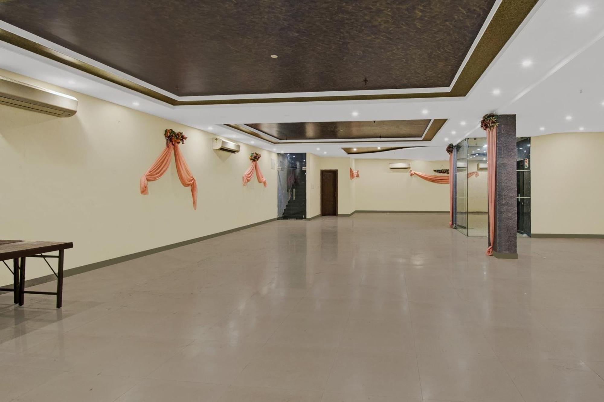 Super Townhouse Oak Heritage Heights Jaipur