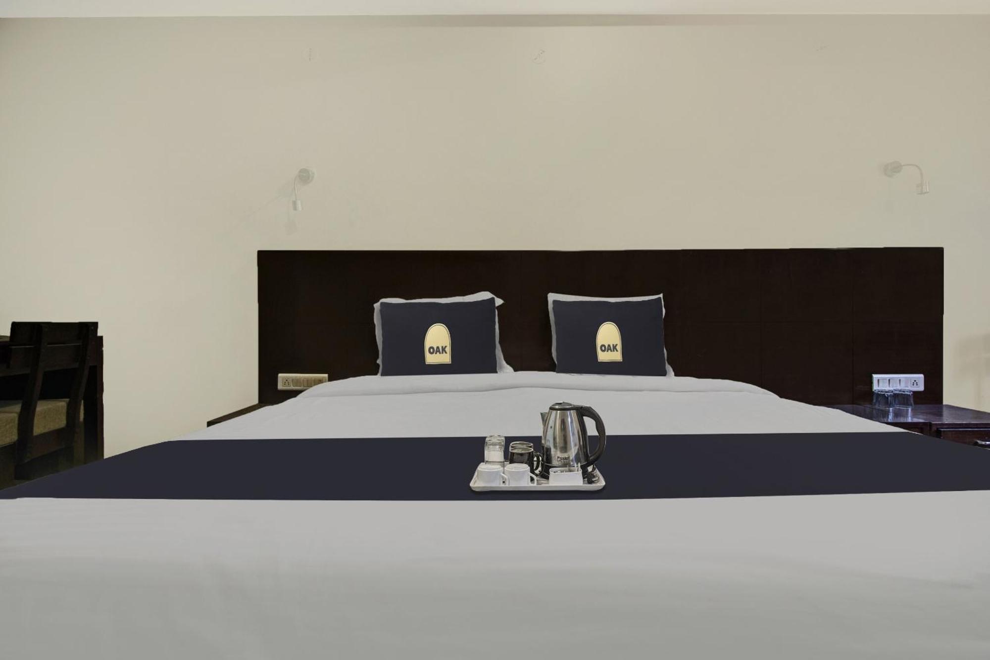Hotel Super Townhouse Oak Heritage Heights