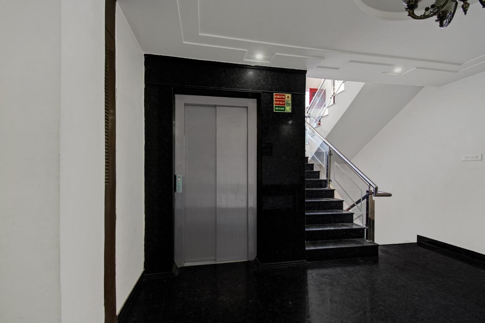 Super Townhouse Oak Heritage Heights * Jaipur