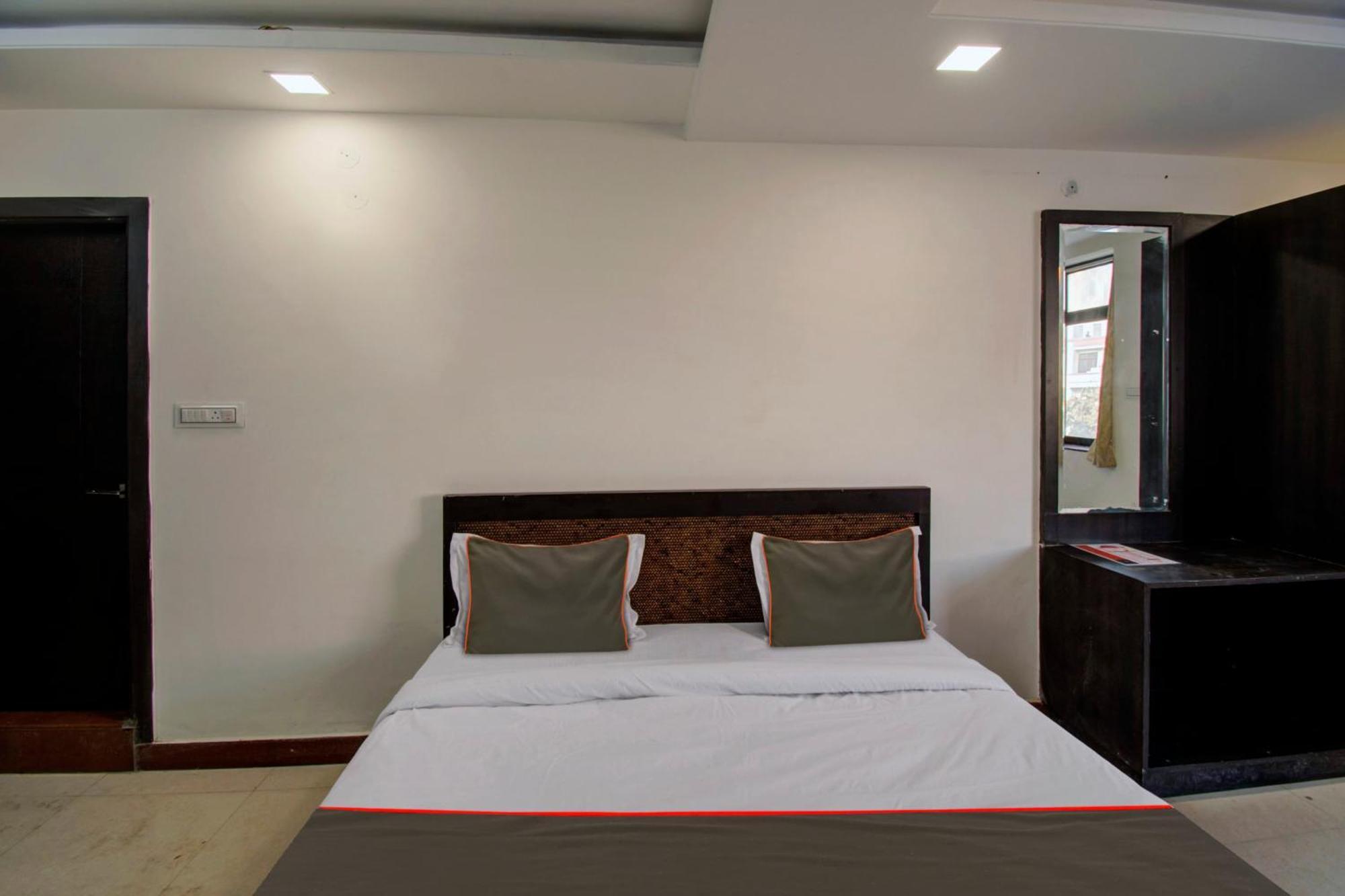 O Sanjay Palace Hotel
