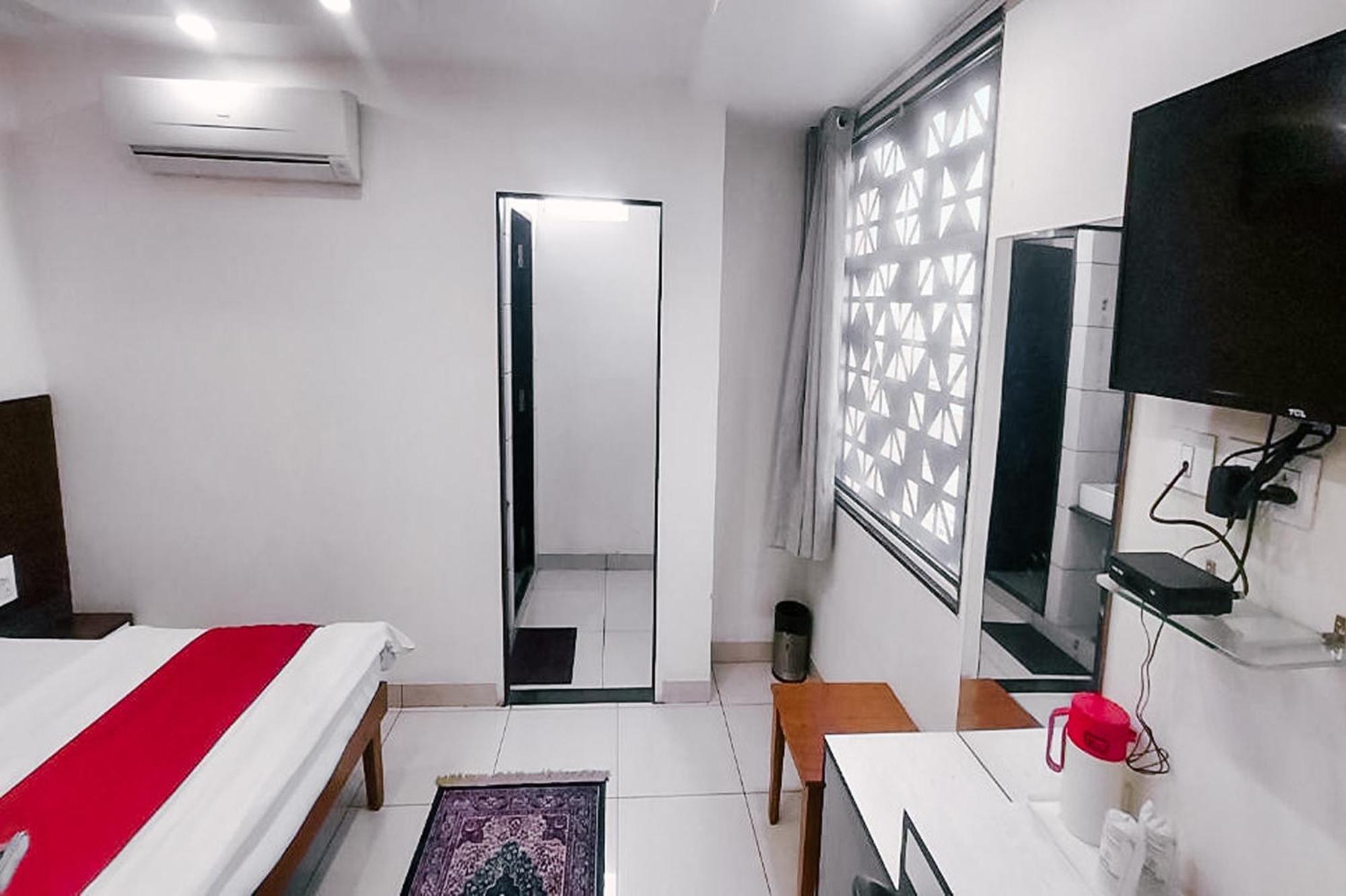 Rashika Palace Near Sindhi Camp Bus Stand, 3* Jaipur