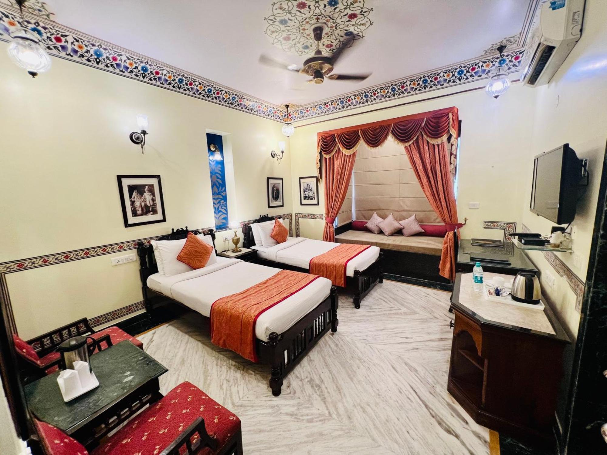 Umaid Mahal - A Heritage Style Boutique Jaipur