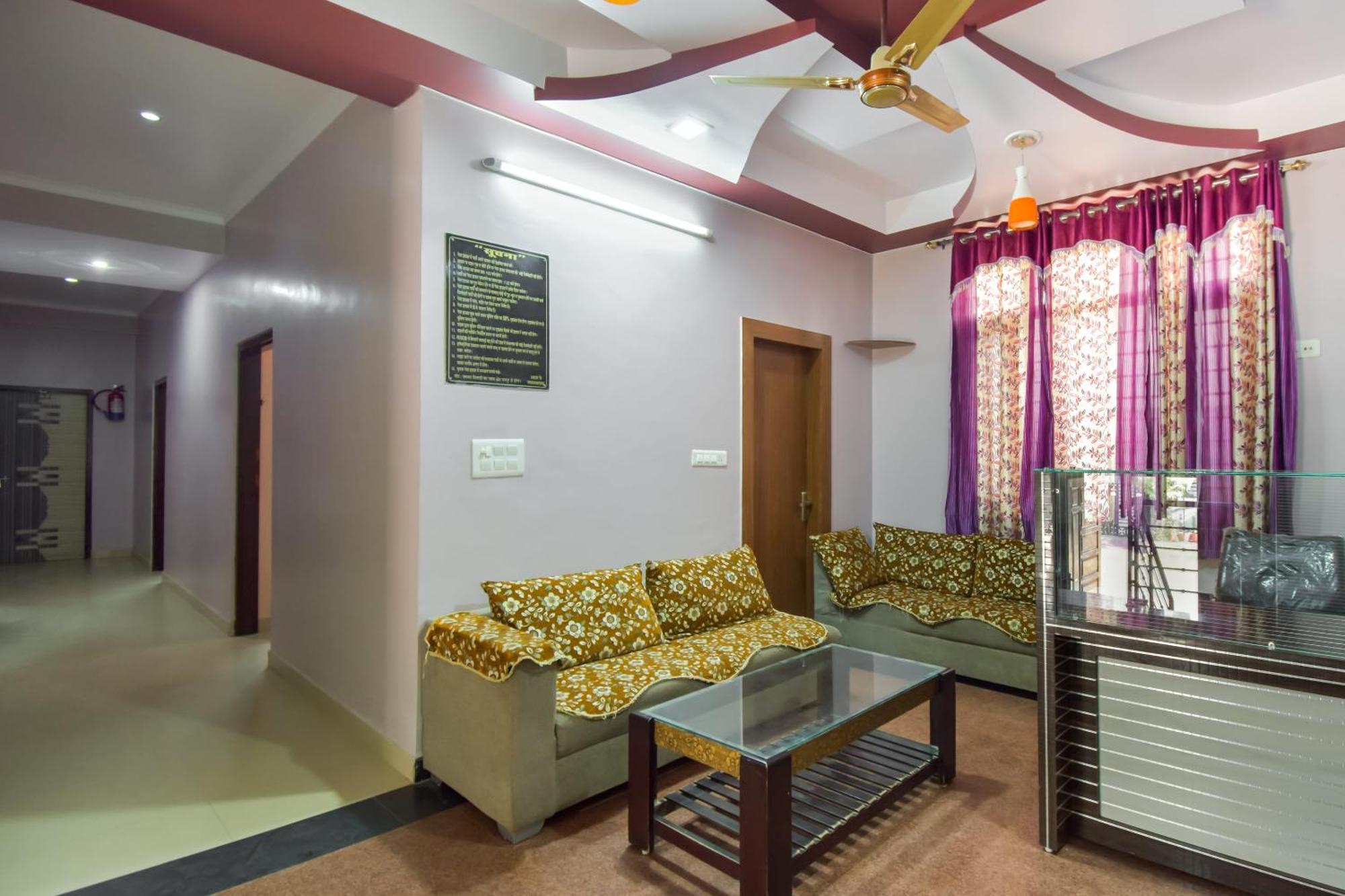 Hotel O Komal