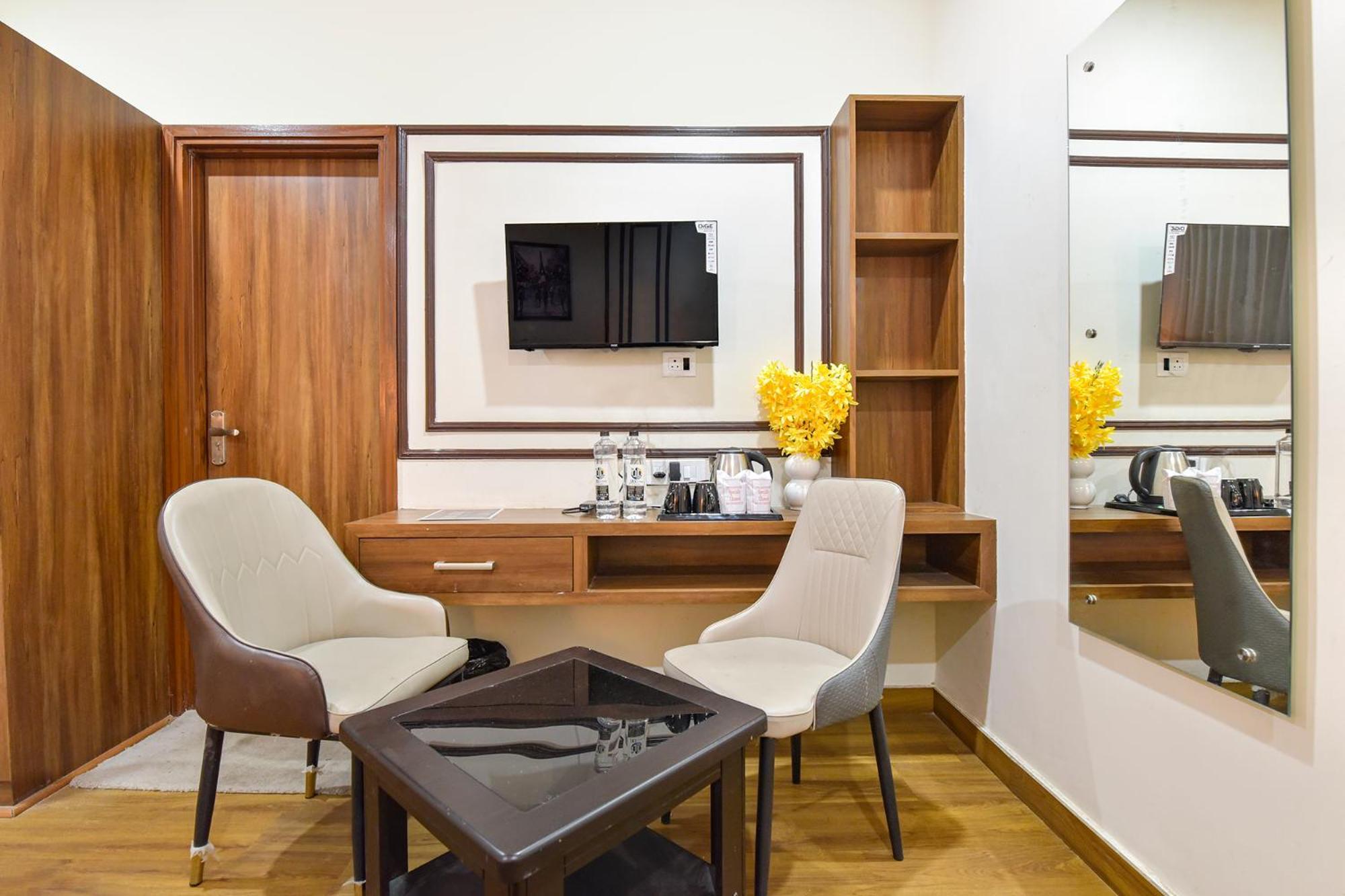 Fabhotel Lfc Hotel 4*