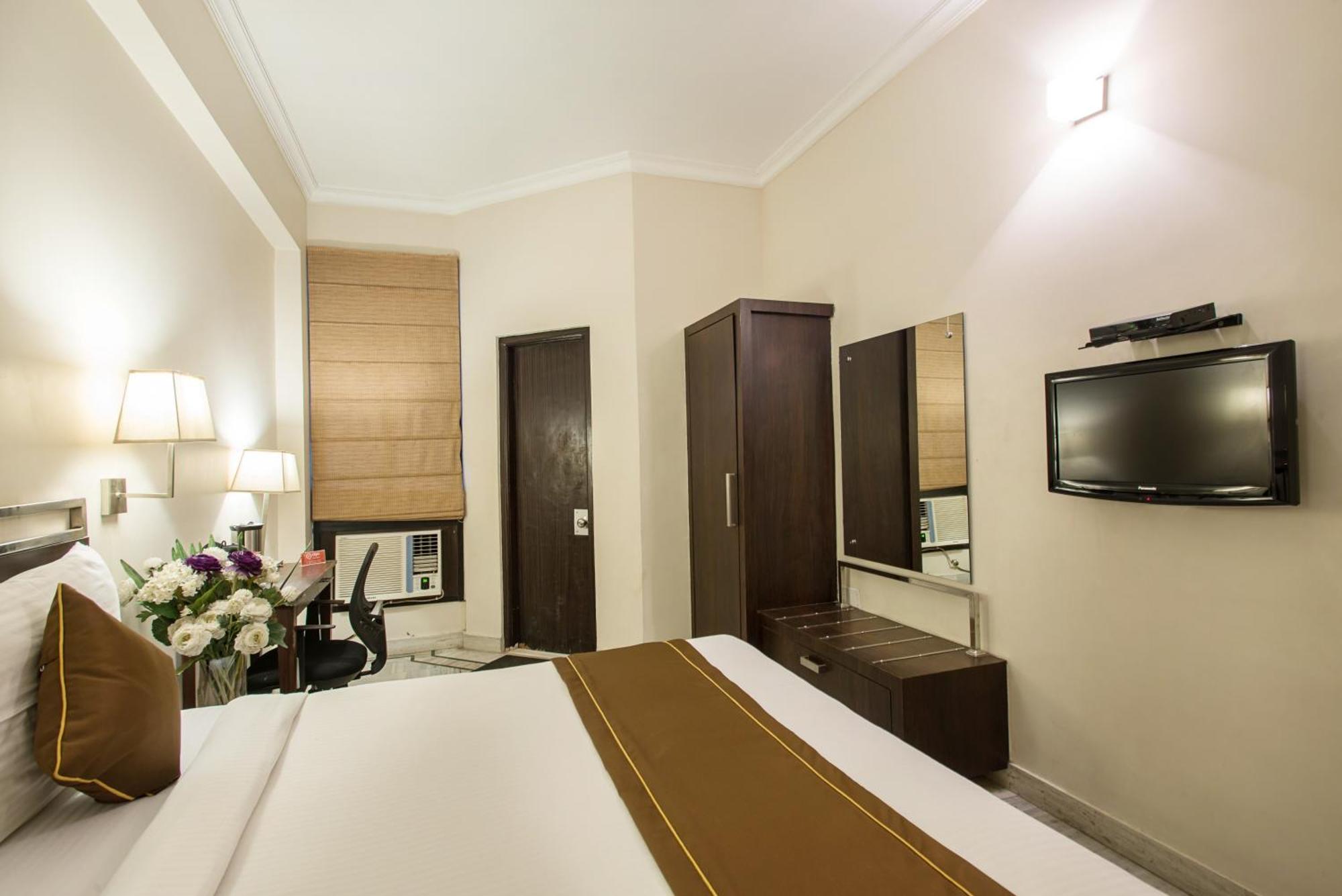 Collection O Arch Hotel 3*