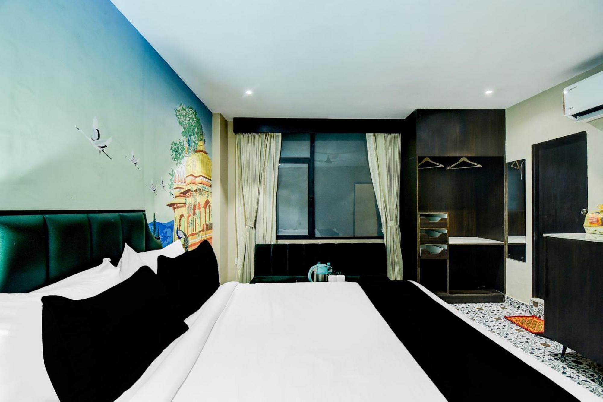 Townhouse Chandpole Metro Station Formerly Raghuraj Palace Hotel Jaipur