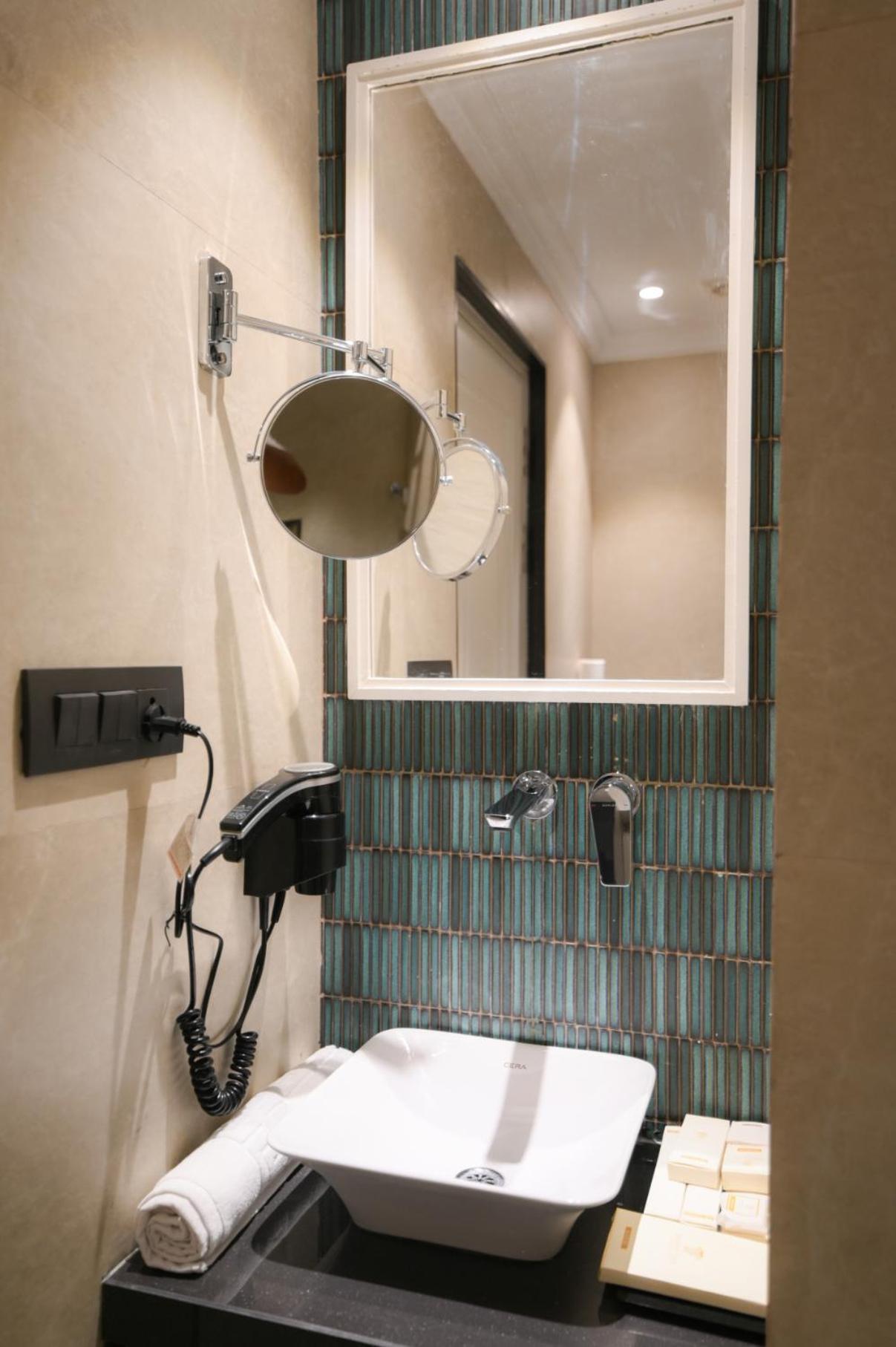 Hotel The Sunder Palace-Jaipur City Centre Hotel 4*