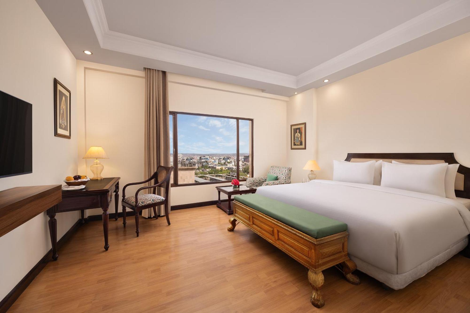 V Sarovar Portico Mi Road Hotel Jaipur