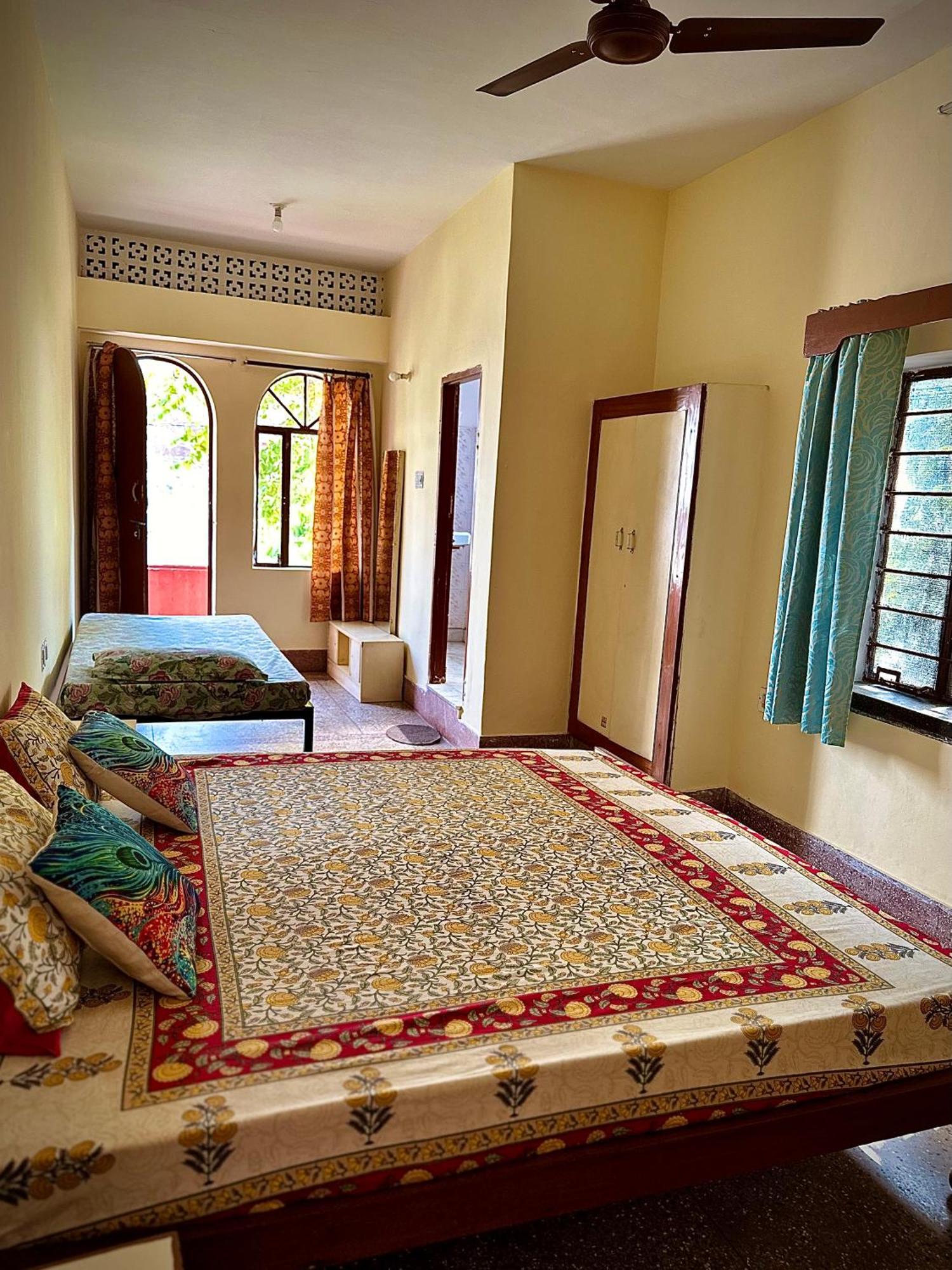 Guest house Jwala Niketan *