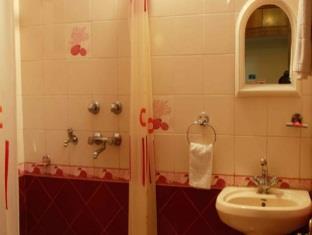 Zo Cosy Homes Bani Park Jaipur