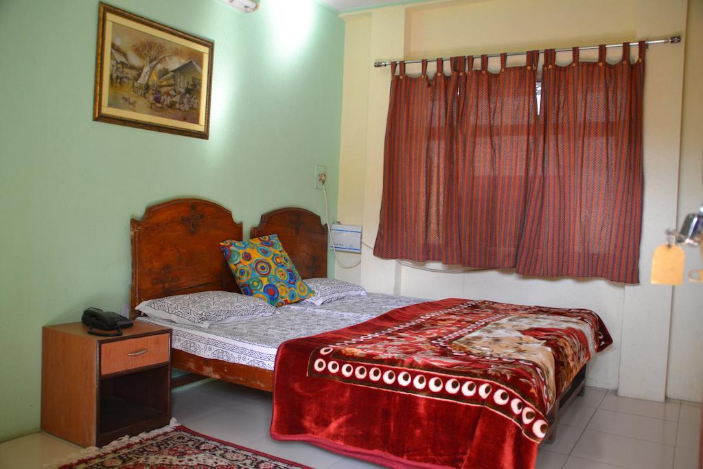 Backpacker Stephels Hostel *