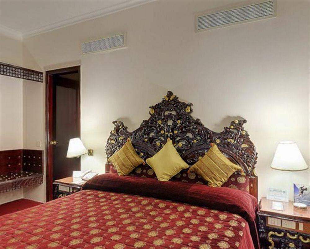 Maharani Palace 3*