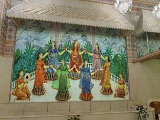 Maharani Palace Hotel