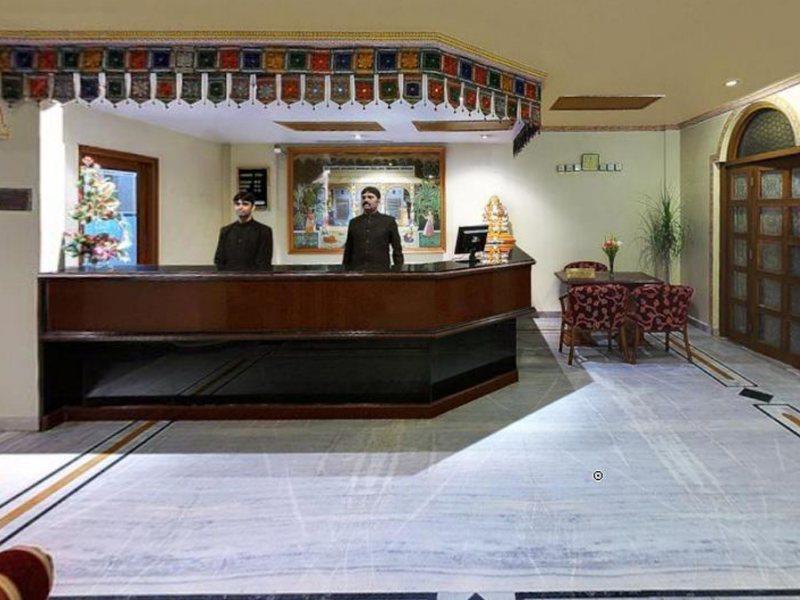 Hotel Maharani Plaza