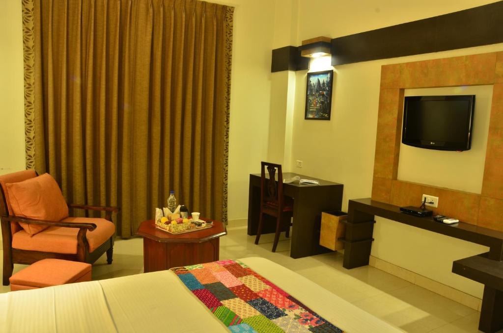 Hotel H R Palace
