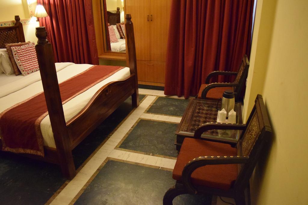 Chandragupt Jaipur