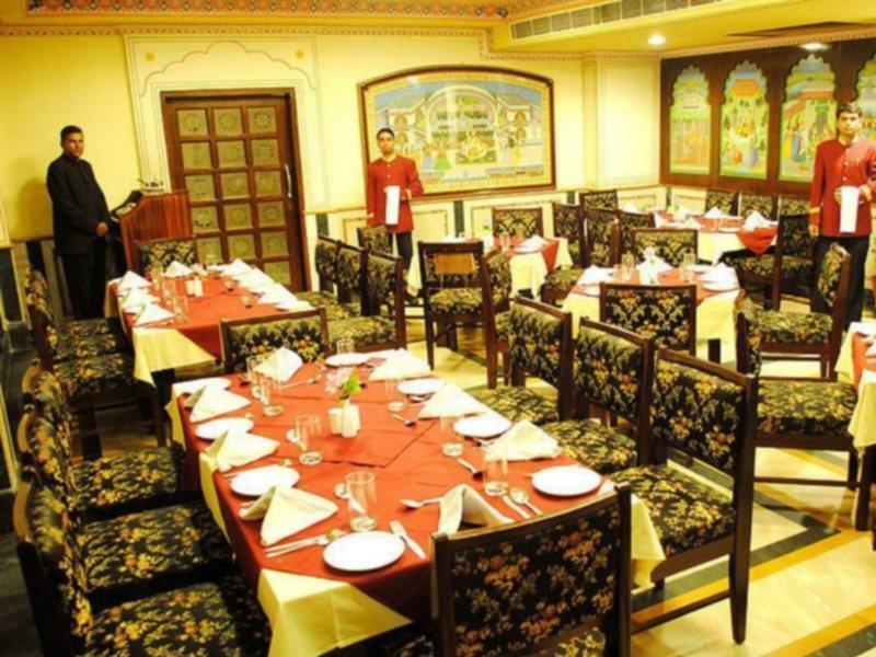 Chandragupt Hotel Jaipur