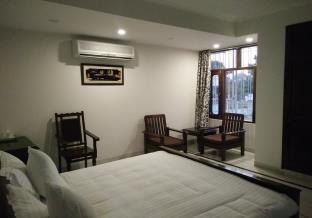 Bed & Breakfast Sukhvilas