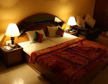 Shalimar Hotel 2*