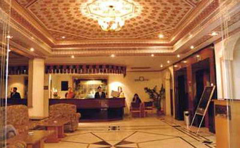 Maharani Plaza Hotel 3*