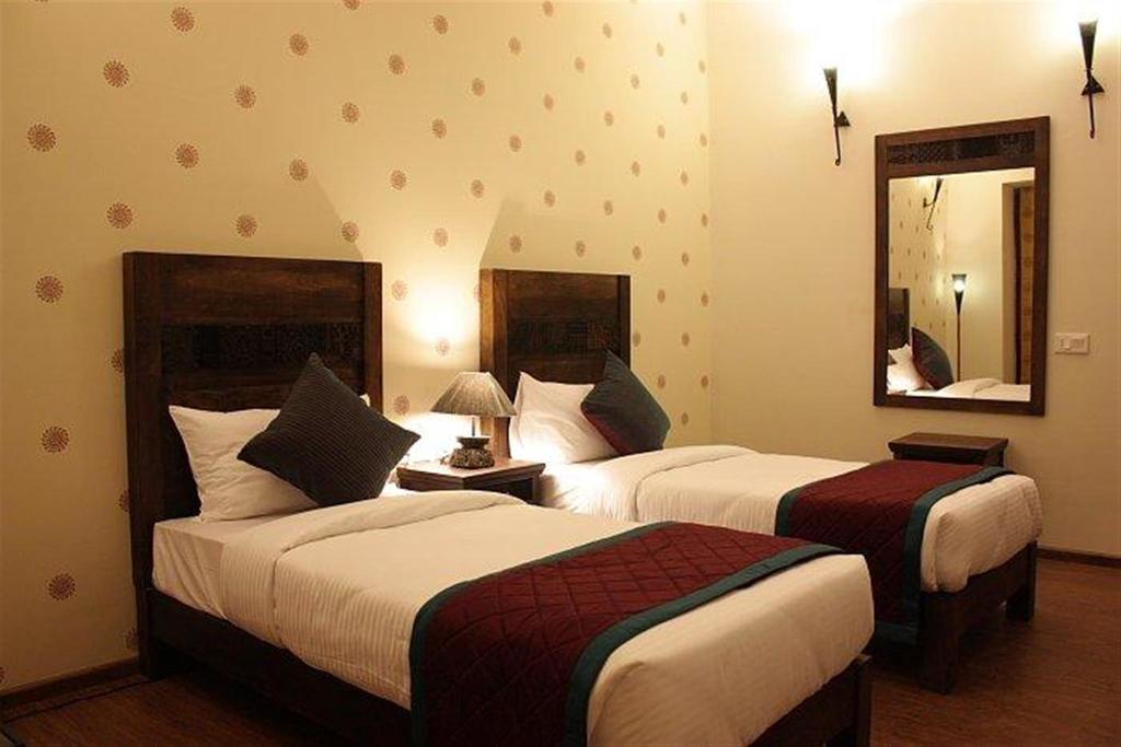 Devraj Niwas 3*