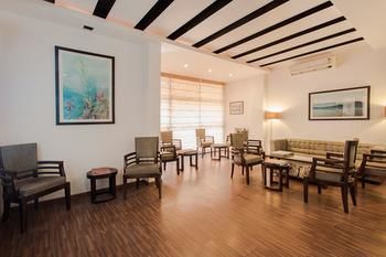 Oyo Premium World Trade Park Hotel