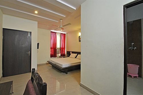 Classic 7 & Restaurant Hotel