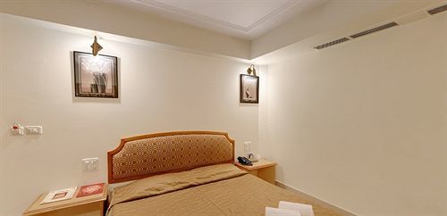 Hotel Oyo 15359 Kachandeep Jaipur